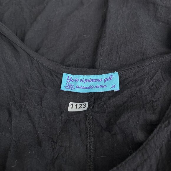 V-Neck Front Pockets Sleeveless Romper Wooden Buttons Crinkled Texture Black M - Picture 5 of 10